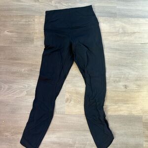 LULULEMON ALIGN CROP EITH ANKLE LOOP DETAIL